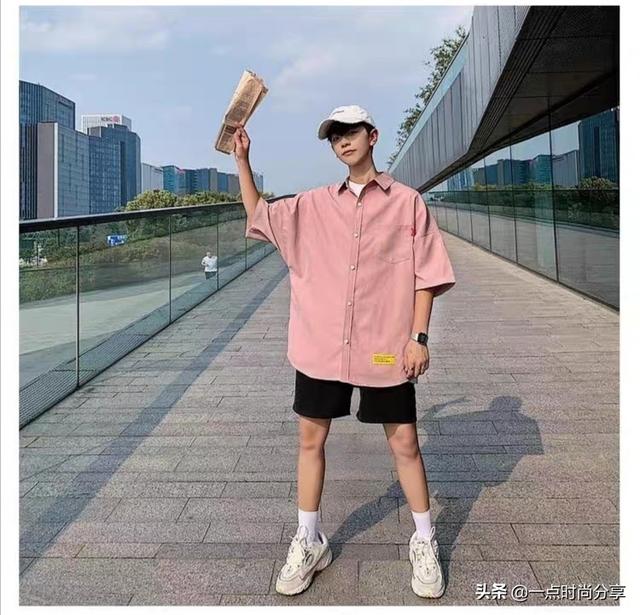 男神夏季会穿粉色短袖吗?