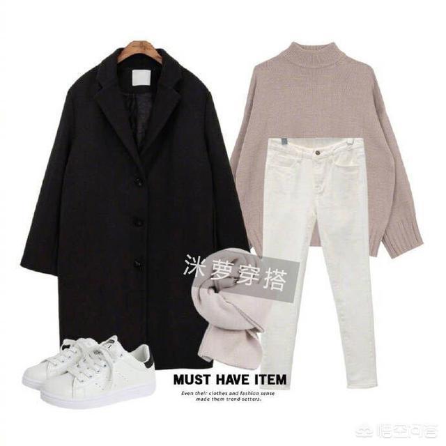 对女生来说,黑色长款风衣怎么搭配才好看