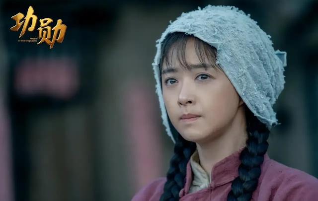 豆瓣高达9.1分!蒋欣“毁脸式”演技出彩,谁还说她演不了女主