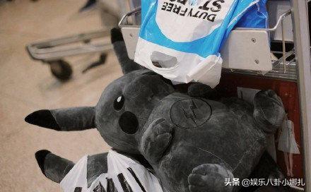 对于李小璐和PGone的事情,你怎么看