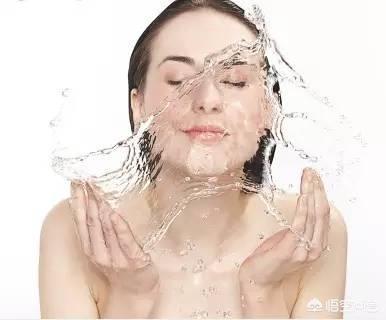 39岁的女人皮肤暗黄发干且有斑点,用什么护肤比较好