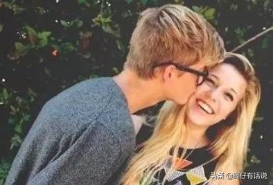 吵架后强势的人怎么挽回:恋人吵架了,你要怎么做才能挽回