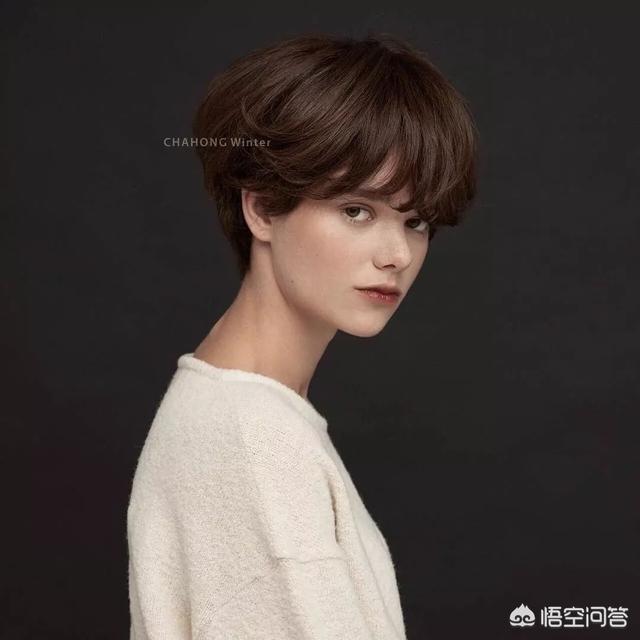 冬天想换个发型,什么发型最美(什么头型适合什么发型)