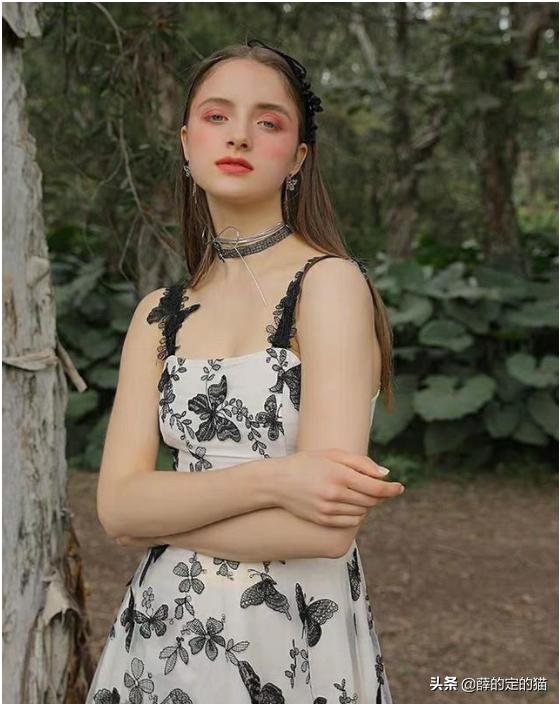 给你四百元,你如何搭配出一套简易的学生适用的穿搭系列