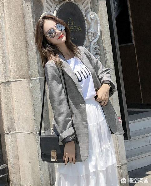 在日常穿着中格子外套应该如何搭配