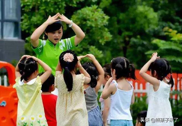 我想問幼師是進幼兒園嗎,管理的是幾歲孩子