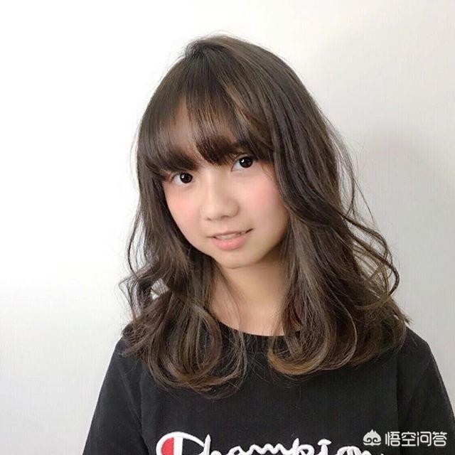 肉肉的小圓臉適合什麼髮型(圓臉適合什麼髮型女2020)